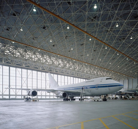 Aviation hangar grid