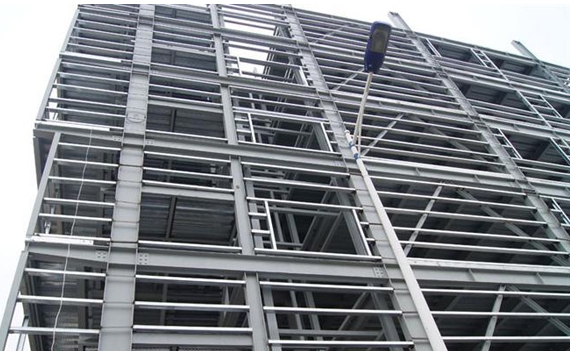 Detection of surface defects in steel structural components - Magnetic particle inspection